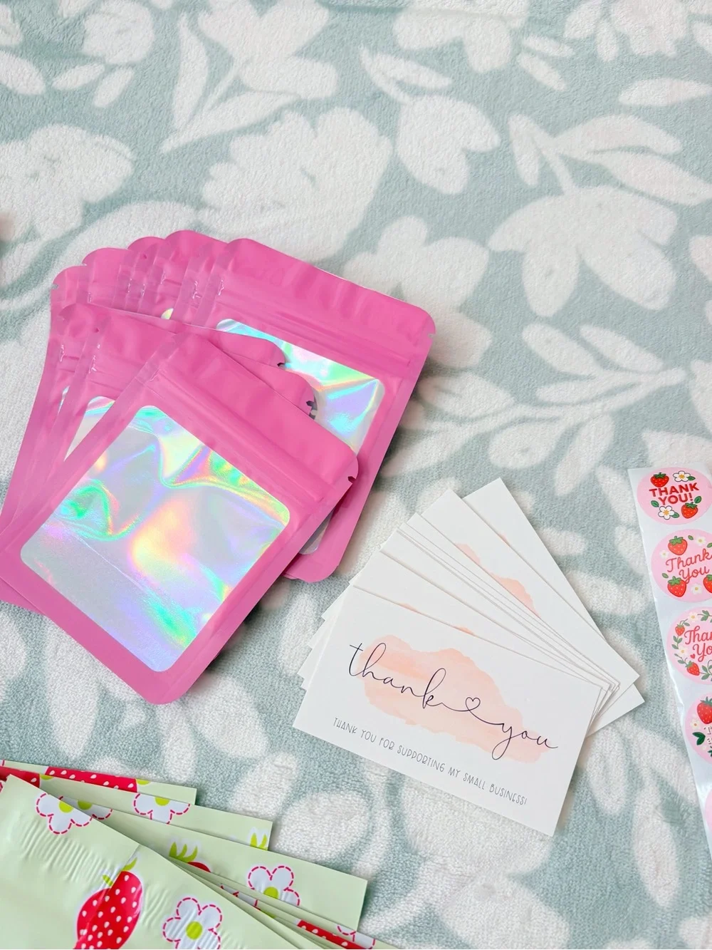 75 Piece Pink Strawberry Shipping Supply Bundle 🍓🎀